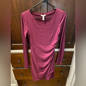 Leith ruched side dress in purple. Size small. Never worn. No tags.